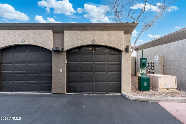 435 W RIO SALADO Parkway 204, Tempe, AZ 85281