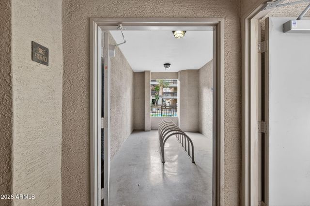 435 W RIO SALADO Parkway 204, Tempe, AZ 85281