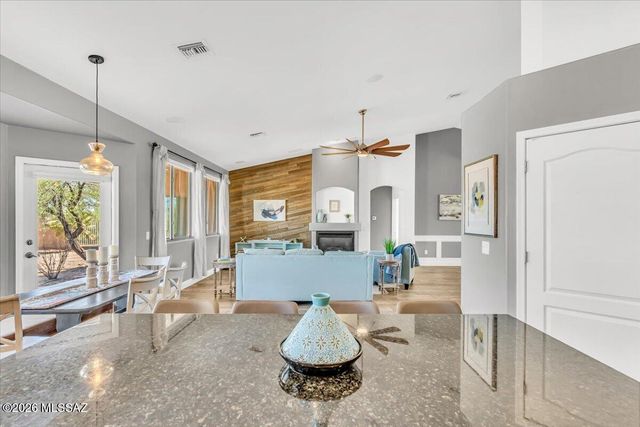 15997 W Short Cotton Place, Marana, AZ 85653