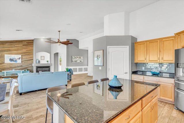 15997 W Short Cotton Place, Marana, AZ 85653