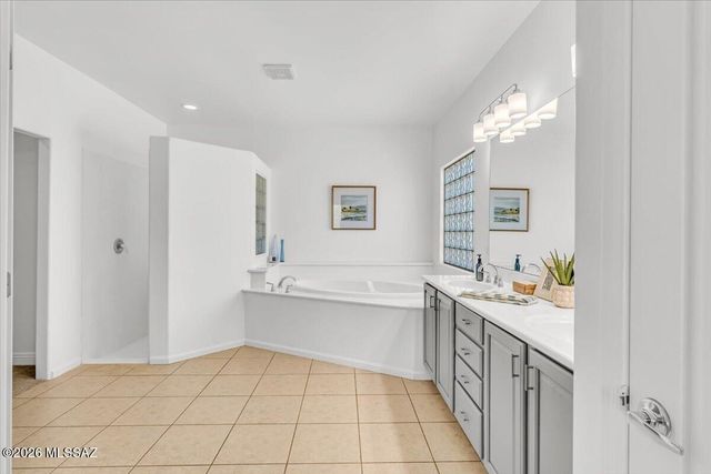 15997 W Short Cotton Place, Marana, AZ 85653