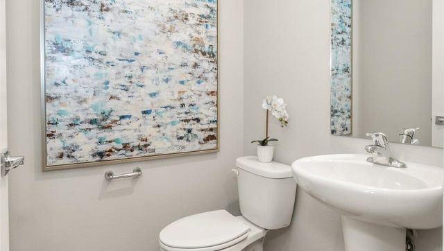 5818 S Bernard St, Spokane, WA 99224