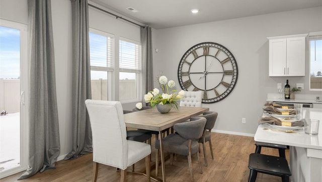 5818 S Bernard St, Spokane, WA 99224