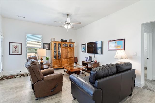 905 Green Heron Lane, Siloam Springs, AR 72761