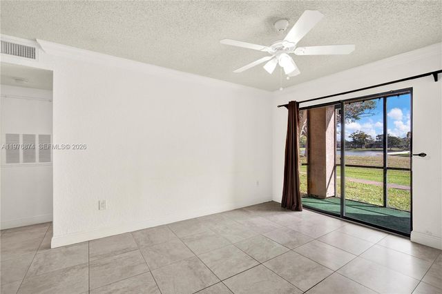 15560 SW 106th Ln 1313, Miami, FL 33196