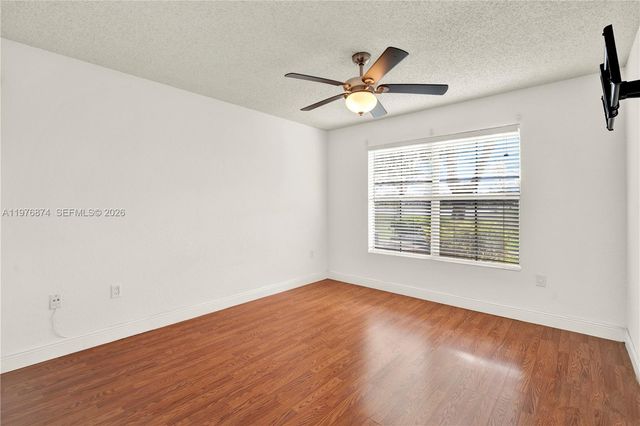 15560 SW 106th Ln 1313, Miami, FL 33196