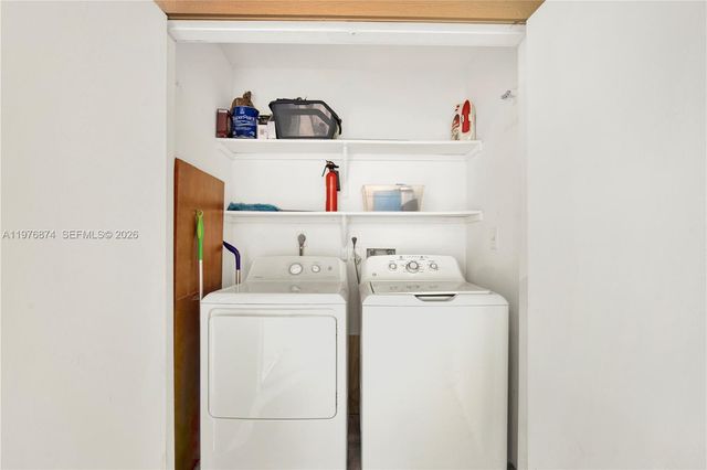 15560 SW 106th Ln 1313, Miami, FL 33196