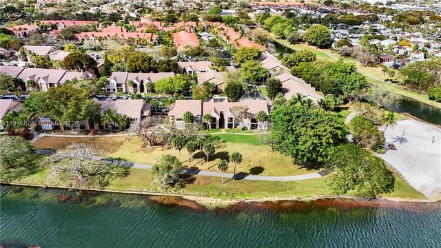 15560 SW 106th Ln 1313, Miami, FL 33196