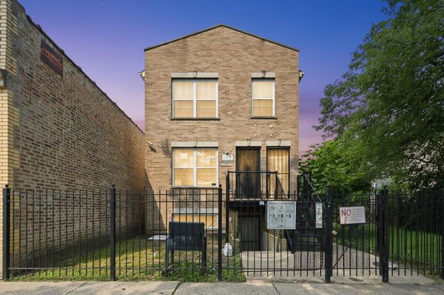 7918 S Greenwood Avenue, Chicago, IL 60619