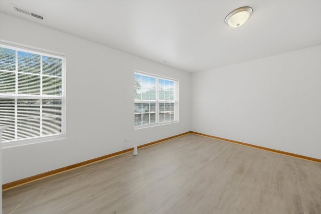 7918 S Greenwood Avenue, Chicago, IL 60619