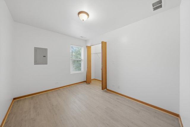 7918 S Greenwood Avenue, Chicago, IL 60619
