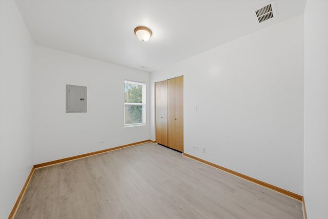 7918 S Greenwood Avenue, Chicago, IL 60619