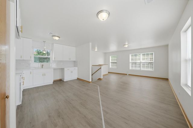 7918 S Greenwood Avenue, Chicago, IL 60619