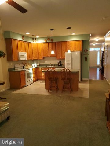 64 LARKSPUR LN, Smyrna, DE 19977