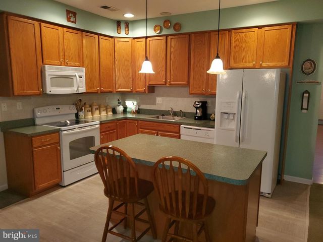 64 LARKSPUR LN, Smyrna, DE 19977