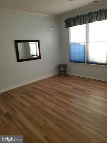 64 LARKSPUR LN, Smyrna, DE 19977