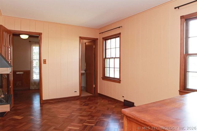 2325 S Columbia Place, Tulsa, OK 74114