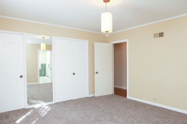 2325 S Columbia Place, Tulsa, OK 74114