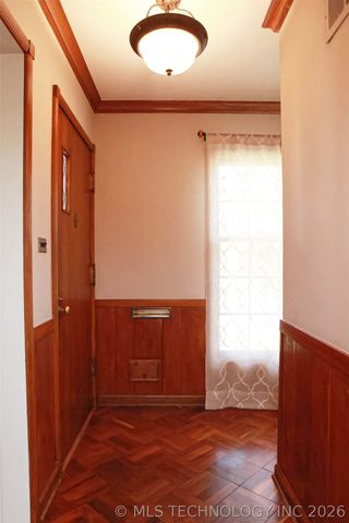 2325 S Columbia Place, Tulsa, OK 74114