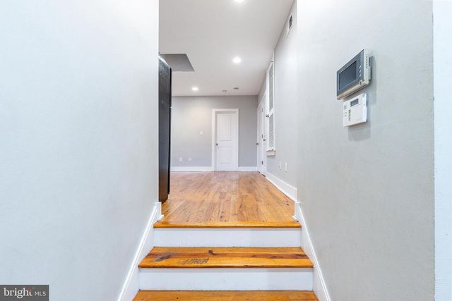 1701 W JEFFERSON ST, Philadelphia, PA 19121