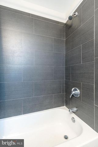 1701 W JEFFERSON ST, Philadelphia, PA 19121