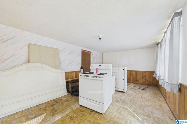 9332 DADS HILL ROAD, Warrior, AL 35180
