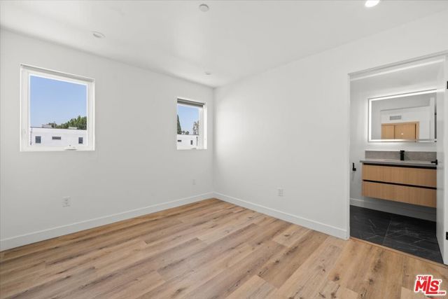 839 N Mccadden Pl BB, Los Angeles, CA 90038