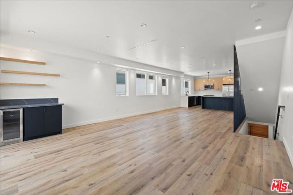 839 N Mccadden Pl BB, Los Angeles, CA 90038
