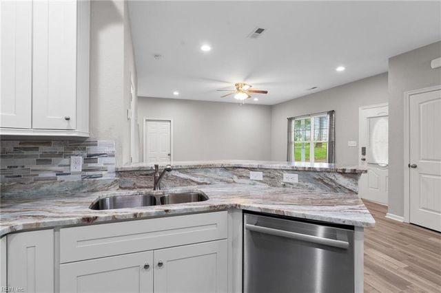2988 White Marsh RD, Suffolk, VA 23434