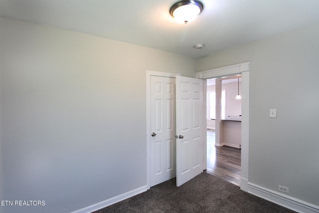 1361 Dalton St, Alcoa, TN 37701