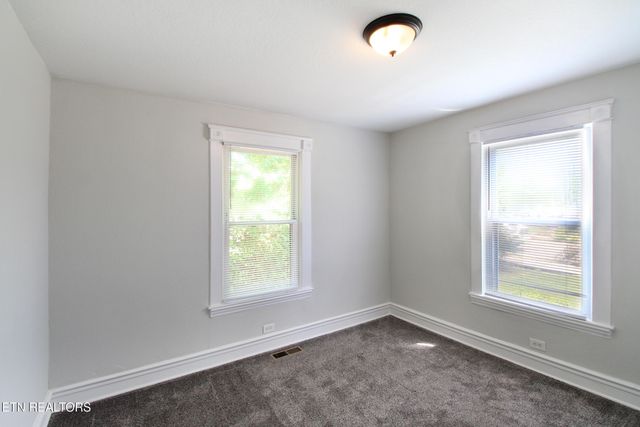 1361 Dalton St, Alcoa, TN 37701