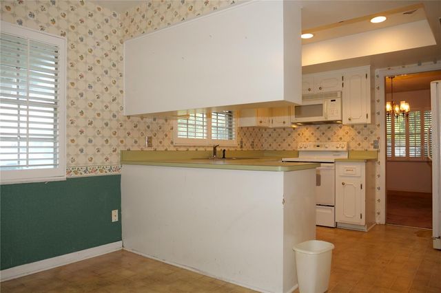 2221 SANTA ANTILLES ROAD, Orlando, FL 32806