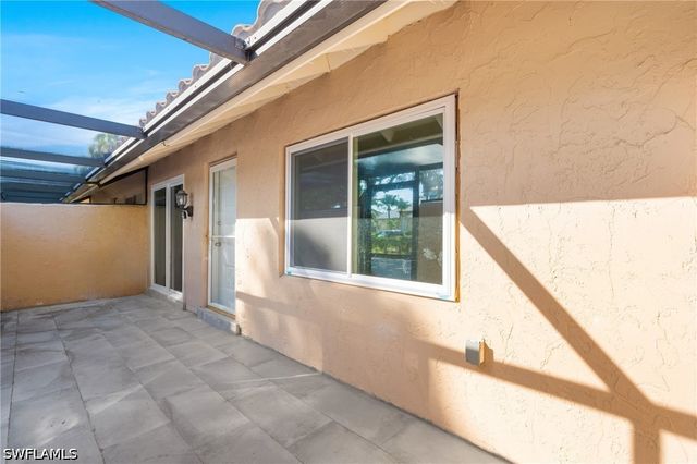 1521 Chesapeake AVE B2, Naples, FL 34102