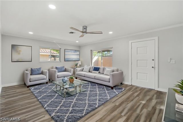 1521 Chesapeake AVE B2, Naples, FL 34102