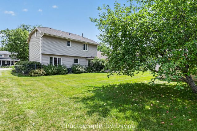 379 Fox Trail Drive, Bourbonnais, IL 60914