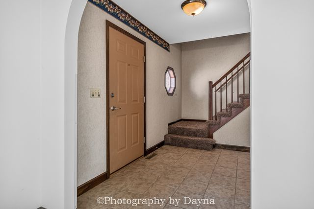 379 Fox Trail Drive, Bourbonnais, IL 60914