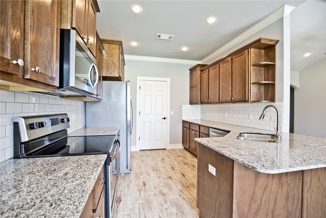 114 Alder Street, Pea Ridge, AR 72751
