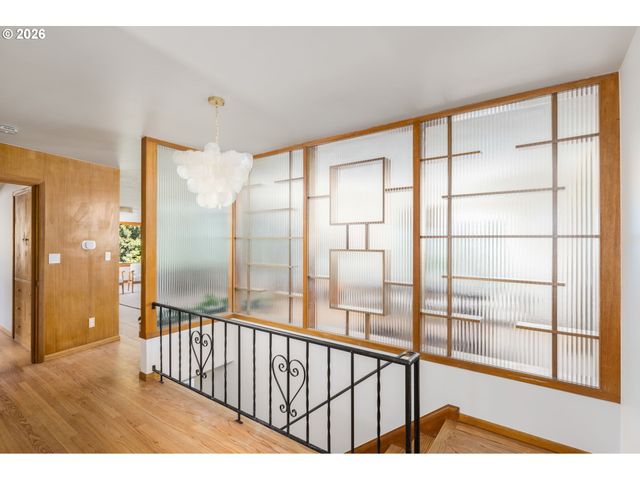 7300 Ne SACRAMENTO St, Portland, OR 97213