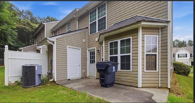5606 Union Pointe Drive, Union City, GA 30291