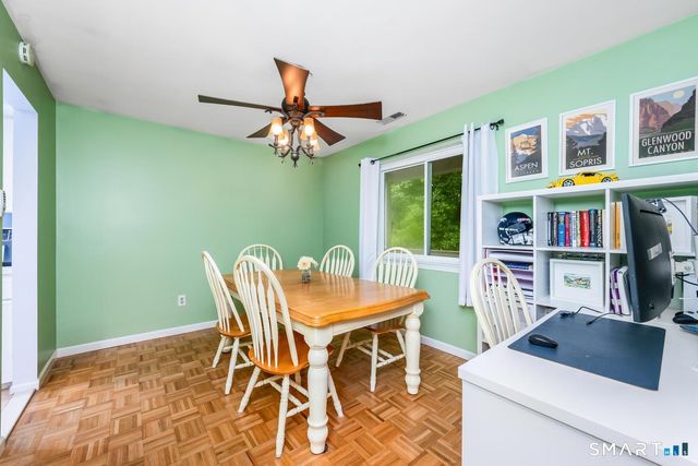 215 Windgate Circle E, Monroe, CT 06468
