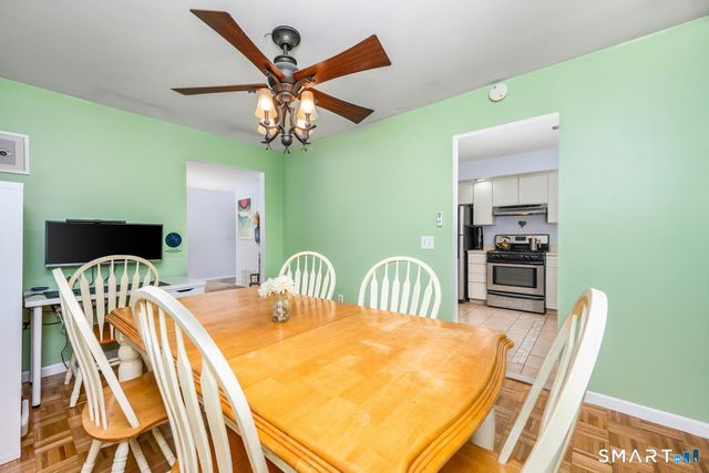 215 Windgate Circle E, Monroe, CT 06468