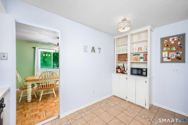 215 Windgate Circle E, Monroe, CT 06468