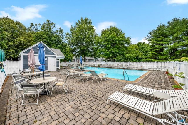 215 Windgate Circle E, Monroe, CT 06468