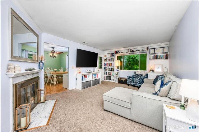 215 Windgate Circle E, Monroe, CT 06468