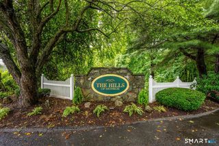 215 Windgate Circle E, Monroe, CT 06468