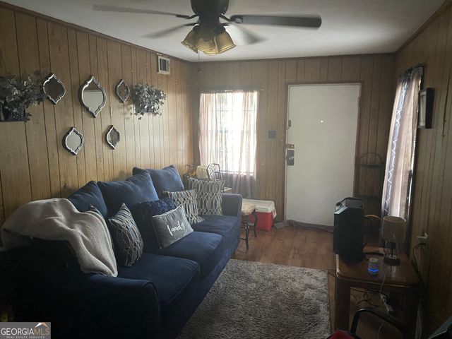 105 Daphney Street SE, Milledgeville, GA 31061