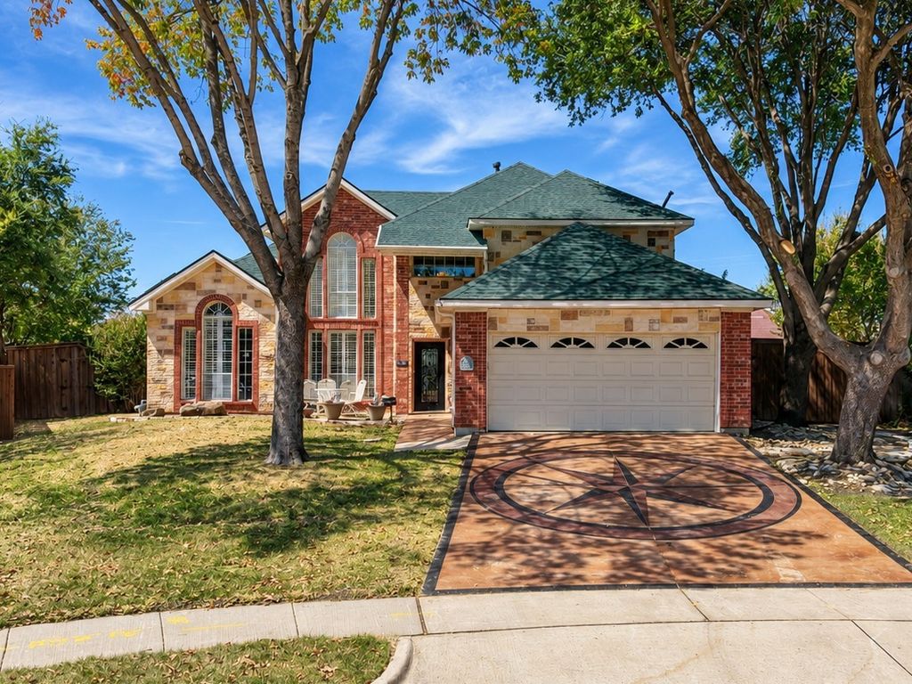 202 Browning Lane, Grand Prairie, TX 75052 — exterior