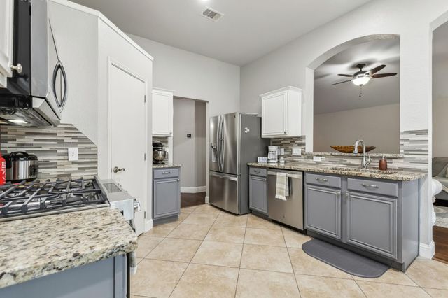 9208 Norfolk Lane, Mckinney, TX 75071