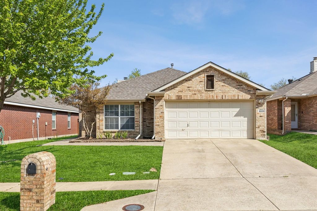 9208 Norfolk Lane, Mckinney, TX 75071