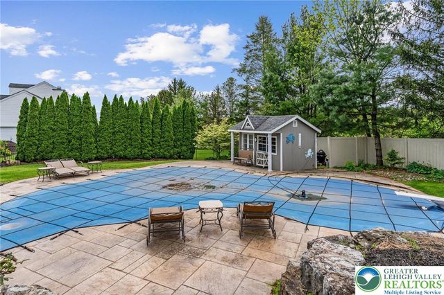 2190 Beechwood Street, Upper Macungie Twp, PA 18069